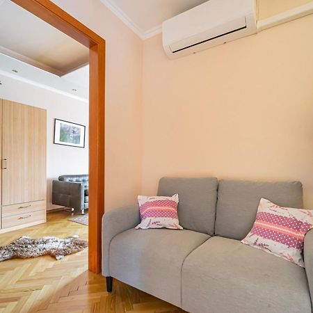 B48 Bigflat - Kenyelem 130 M2 En Villa Torokbalint Exterior photo